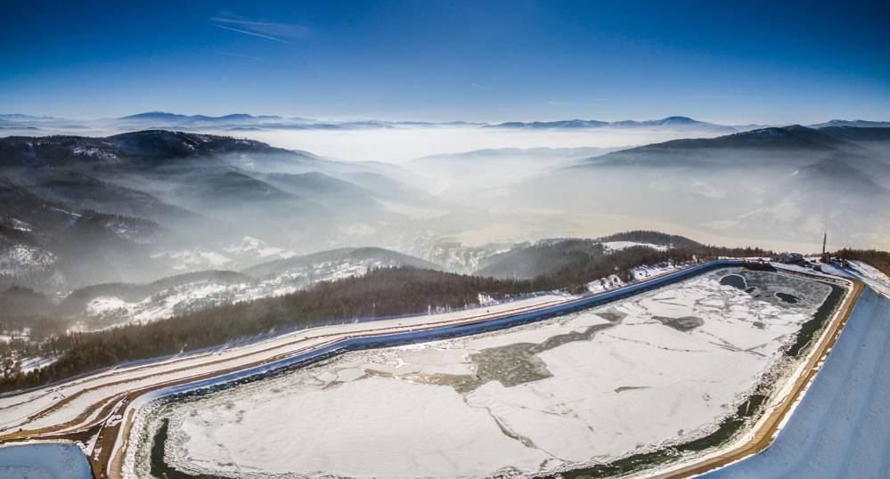 żar